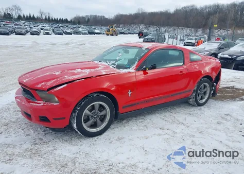 2012 Ford Mustang V6 Premium z USA, uszkodzony, nr VIN 1ZVBP8AM6C5231882
